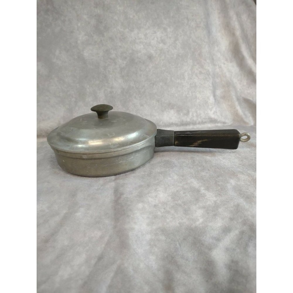 Miracle Maid Cookware Small Sauce Pan With Lid Wooden Handle